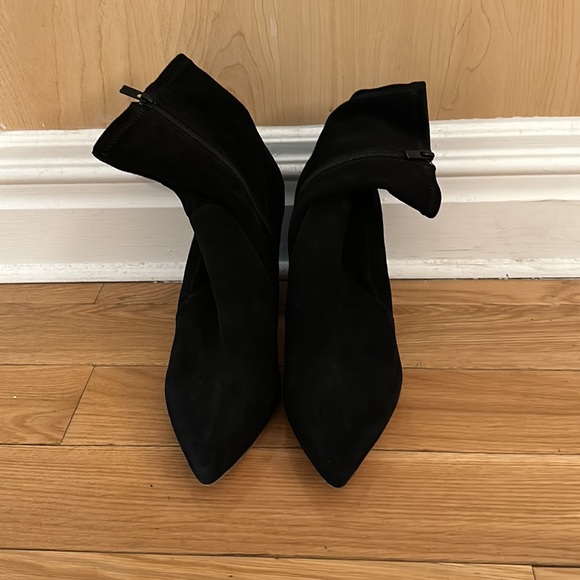 Loeffler Randall, Isla Booties - 9.5, new condition - Picture 4 of 10